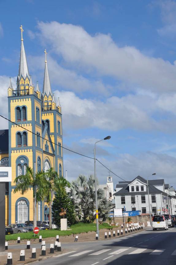 O sol apareceu em Paramaribo, no Suriname